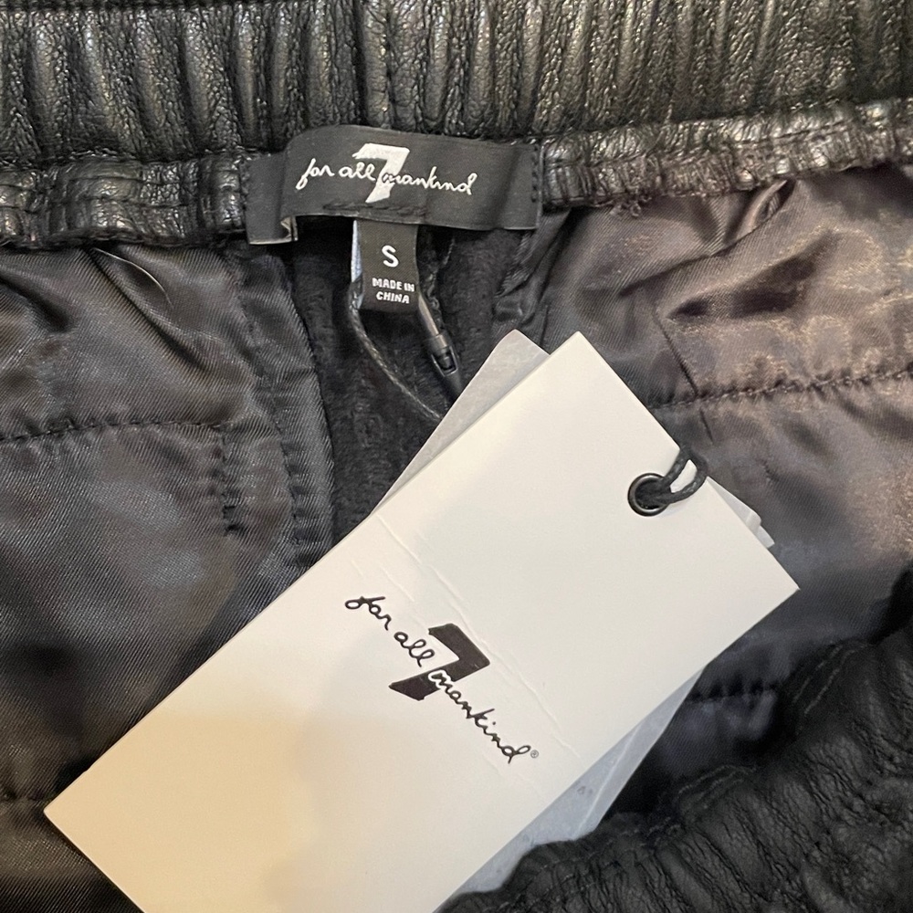 7 For All Mankind Shiny Black Joggers - Picture 4 of 4